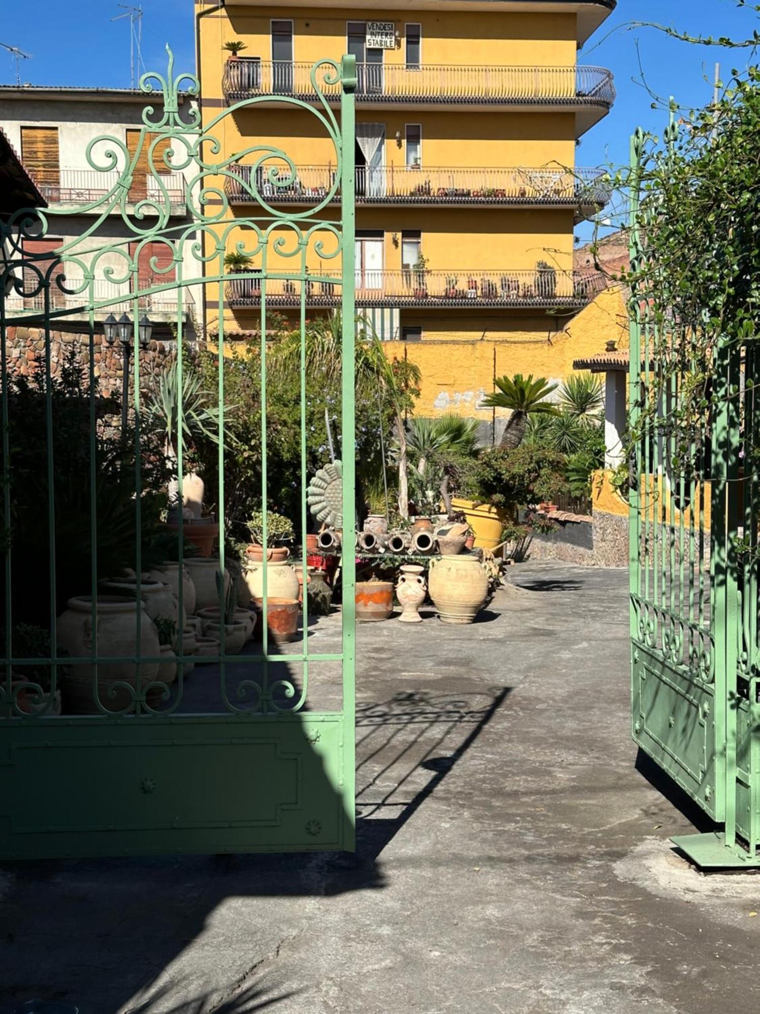 Garden Of Bitter Villa Catania Bagian luar foto